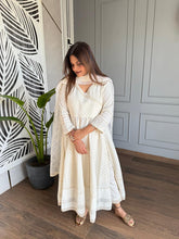 LUCKHNAVI ANGRAKHA ANARKALI SUIT (HANS)
